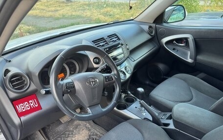 Toyota RAV4, 2011 год, 1 450 000 рублей, 4 фотография