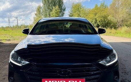 Hyundai Elantra VI рестайлинг, 2018 год, 1 600 000 рублей, 5 фотография