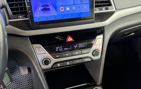 Hyundai Elantra VI рестайлинг, 2018 год, 1 600 000 рублей, 10 фотография