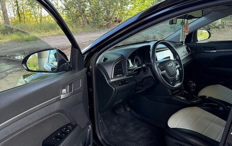 Hyundai Elantra VI рестайлинг, 2018 год, 1 600 000 рублей, 11 фотография
