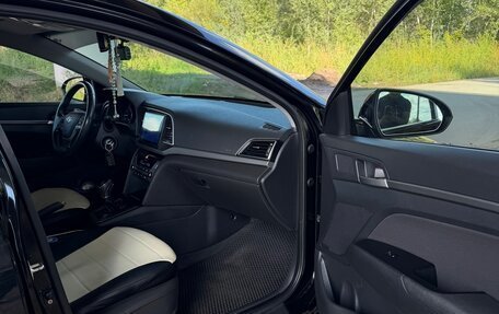 Hyundai Elantra VI рестайлинг, 2018 год, 1 600 000 рублей, 13 фотография