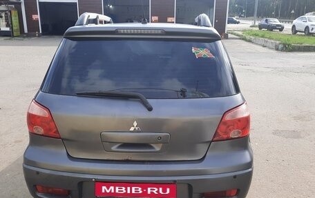 Mitsubishi Outlander III рестайлинг 3, 2006 год, 450 000 рублей, 4 фотография