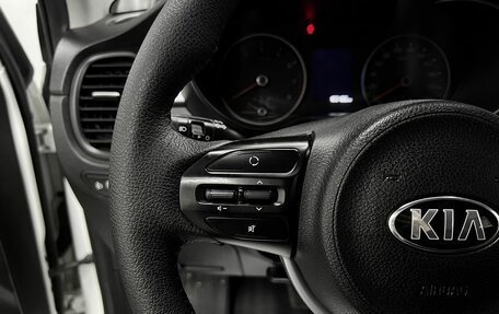 KIA Rio IV, 2018 год, 1 345 000 рублей, 17 фотография