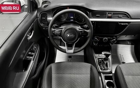 KIA Rio IV, 2018 год, 1 345 000 рублей, 11 фотография