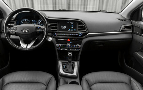 Hyundai Avante, 2019 год, 1 830 000 рублей, 8 фотография