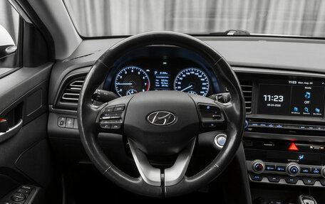 Hyundai Avante, 2019 год, 1 830 000 рублей, 10 фотография