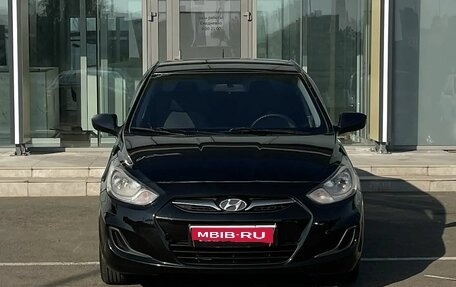 Hyundai Solaris II рестайлинг, 2013 год, 690 000 рублей, 2 фотография
