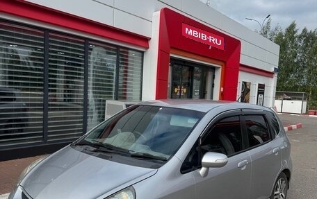 Honda Fit III, 2003 год, 399 999 рублей, 2 фотография