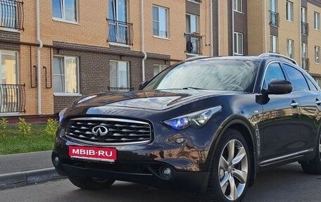 Infiniti FX II, 2010 год, 1 400 000 рублей, 1 фотография