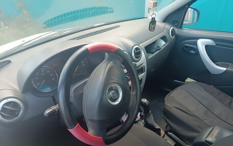 Renault Logan I, 2013 год, 350 000 рублей, 6 фотография