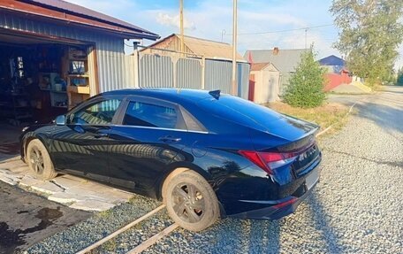 Hyundai Elantra, 2022 год, 2 200 000 рублей, 7 фотография