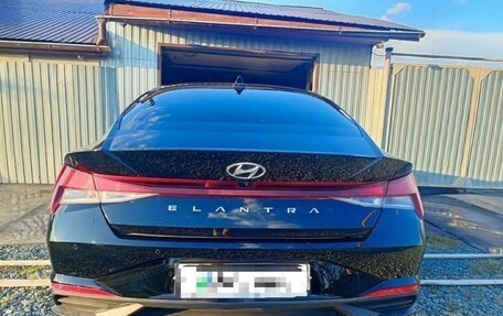 Hyundai Elantra, 2022 год, 2 200 000 рублей, 6 фотография