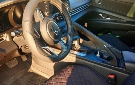 Hyundai Elantra, 2022 год, 2 200 000 рублей, 12 фотография