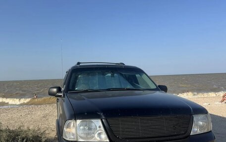 Ford Explorer III, 2005 год, 900 000 рублей, 2 фотография