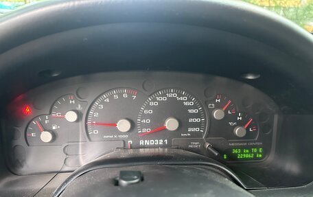 Ford Explorer III, 2005 год, 900 000 рублей, 14 фотография