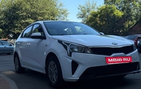 KIA Rio IV, 2021 год, 950 000 рублей, 5 фотография