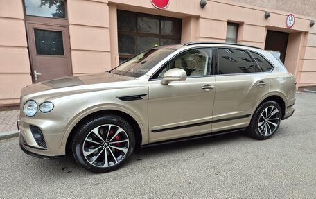 Bentley Bentayga I, 2021 год, 21 000 000 рублей, 2 фотография