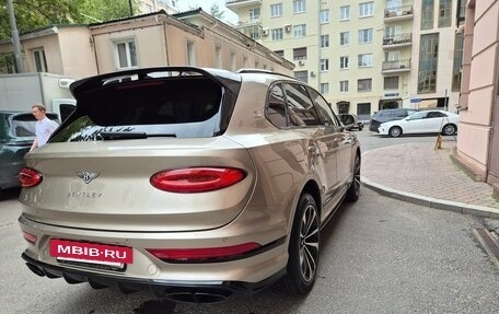 Bentley Bentayga I, 2021 год, 21 000 000 рублей, 4 фотография