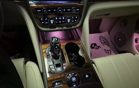 Bentley Bentayga I, 2021 год, 21 000 000 рублей, 21 фотография