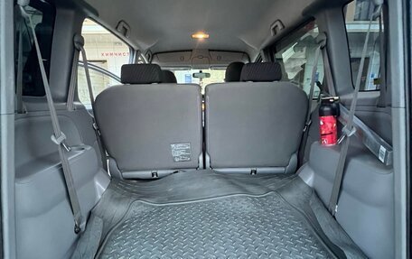 Toyota Sienta I, 2009 год, 1 100 000 рублей, 12 фотография