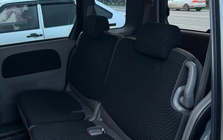 Toyota Sienta I, 2009 год, 1 100 000 рублей, 18 фотография