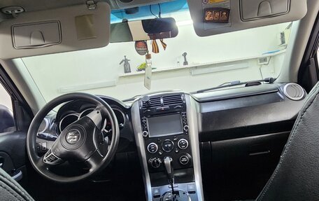 Suzuki Grand Vitara, 2011 год, 750 000 рублей, 3 фотография