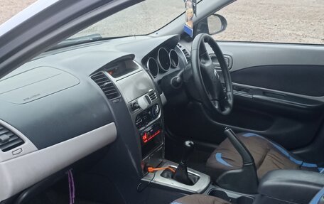 Nissan Wingroad III, 2002 год, 350 000 рублей, 6 фотография