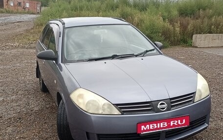 Nissan Wingroad III, 2002 год, 350 000 рублей, 2 фотография