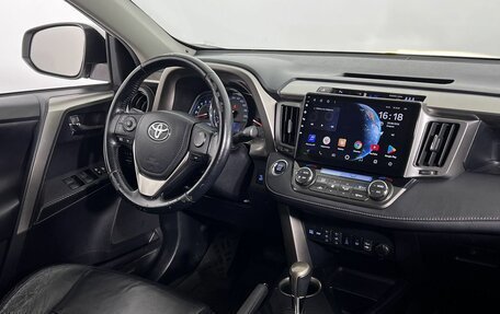 Toyota RAV4, 2013 год, 1 950 000 рублей, 13 фотография