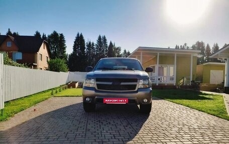 Chevrolet Tahoe III, 2013 год, 1 900 000 рублей, 14 фотография