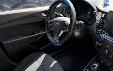 Hyundai Solaris II рестайлинг, 2021 год, 1 400 000 рублей, 5 фотография
