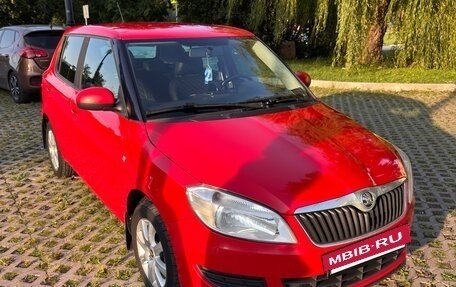 Skoda Fabia II, 2014 год, 800 000 рублей, 2 фотография