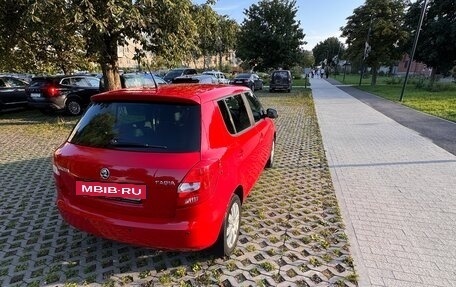 Skoda Fabia II, 2014 год, 800 000 рублей, 5 фотография