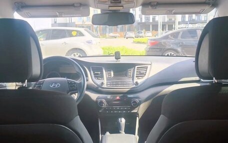 Hyundai Tucson III, 2017 год, 1 800 000 рублей, 4 фотография