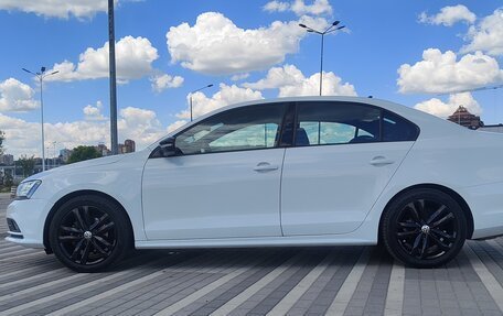 Volkswagen Jetta VI, 2017 год, 2 000 000 рублей, 4 фотография