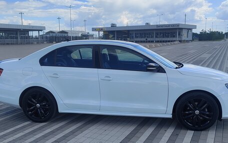 Volkswagen Jetta VI, 2017 год, 2 000 000 рублей, 15 фотография