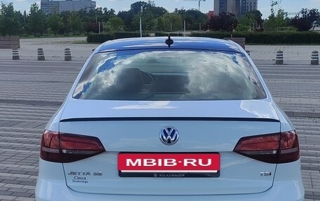 Volkswagen Jetta VI, 2017 год, 2 000 000 рублей, 9 фотография