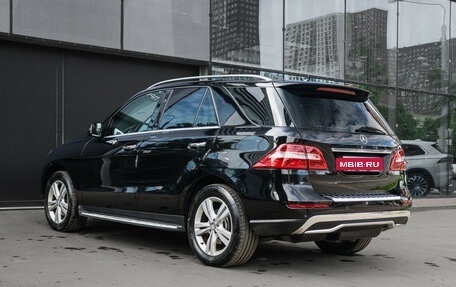 Mercedes-Benz M-Класс, 2015 год, 2 350 000 рублей, 6 фотография