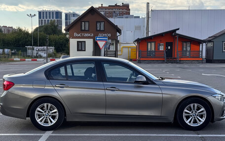 BMW 3 серия, 2018 год, 1 890 000 рублей, 6 фотография