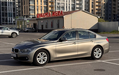 BMW 3 серия, 2018 год, 1 890 000 рублей, 3 фотография