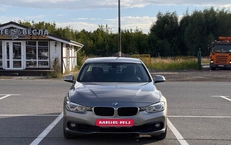 BMW 3 серия, 2018 год, 1 890 000 рублей, 4 фотография