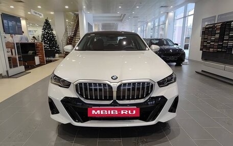 BMW 5 серия, 2025 год, 8 300 000 рублей, 2 фотография