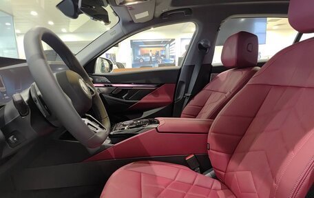 BMW 5 серия, 2025 год, 8 300 000 рублей, 11 фотография