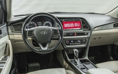 Hyundai Sonata VII, 2018 год, 1 750 000 рублей, 10 фотография