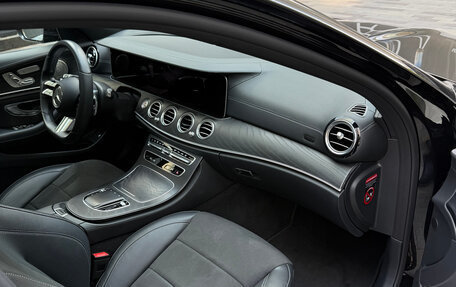 Mercedes-Benz E-Класс, 2021 год, 4 650 000 рублей, 11 фотография