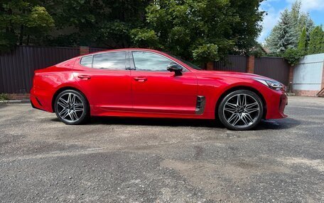 KIA Stinger I, 2022 год, 3 100 000 рублей, 5 фотография