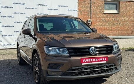 Volkswagen Tiguan II, 2018 год, 2 750 000 рублей, 3 фотография