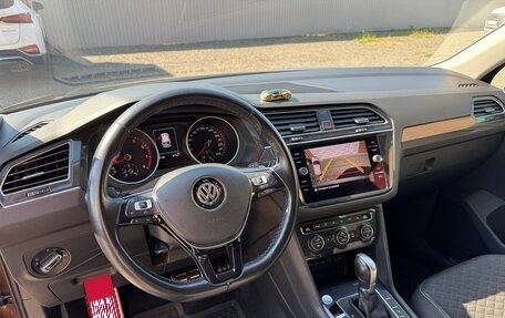 Volkswagen Tiguan II, 2018 год, 2 750 000 рублей, 12 фотография