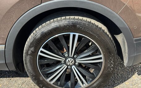 Volkswagen Tiguan II, 2018 год, 2 750 000 рублей, 34 фотография