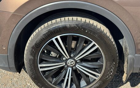 Volkswagen Tiguan II, 2018 год, 2 750 000 рублей, 35 фотография